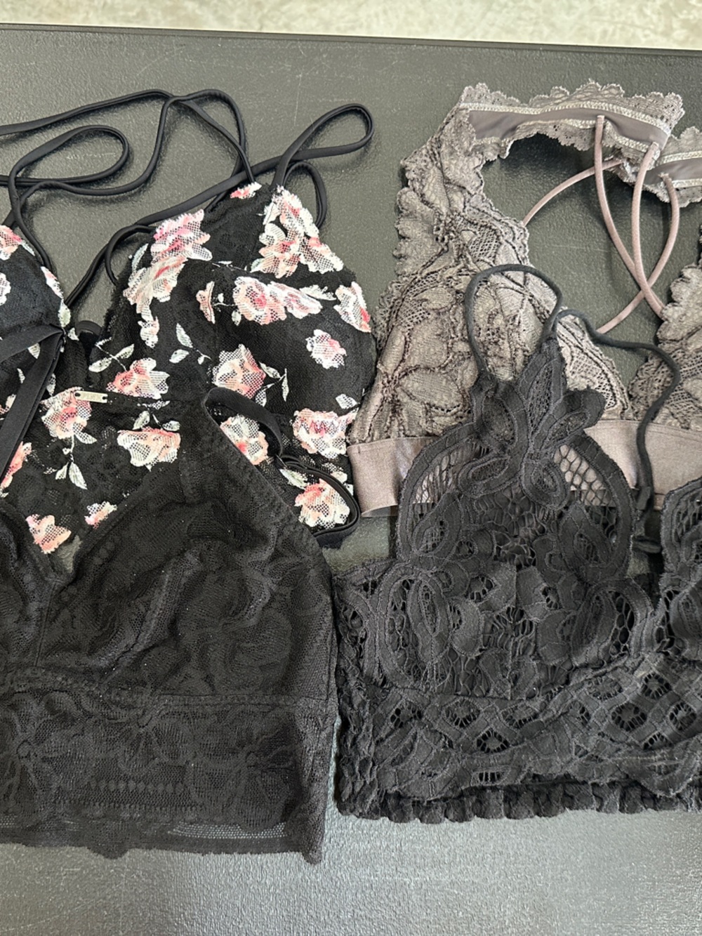 Women's Lace Bralette Set - Black & Floral